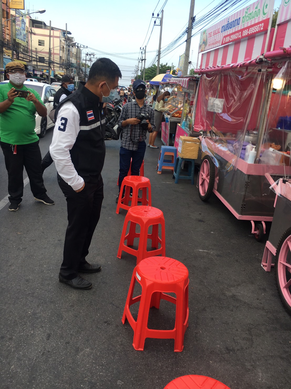 สงขลาคุมเข้ม ตรวจเช็คแผงลอยเส้นวชิรา กันภัยโควิด-19