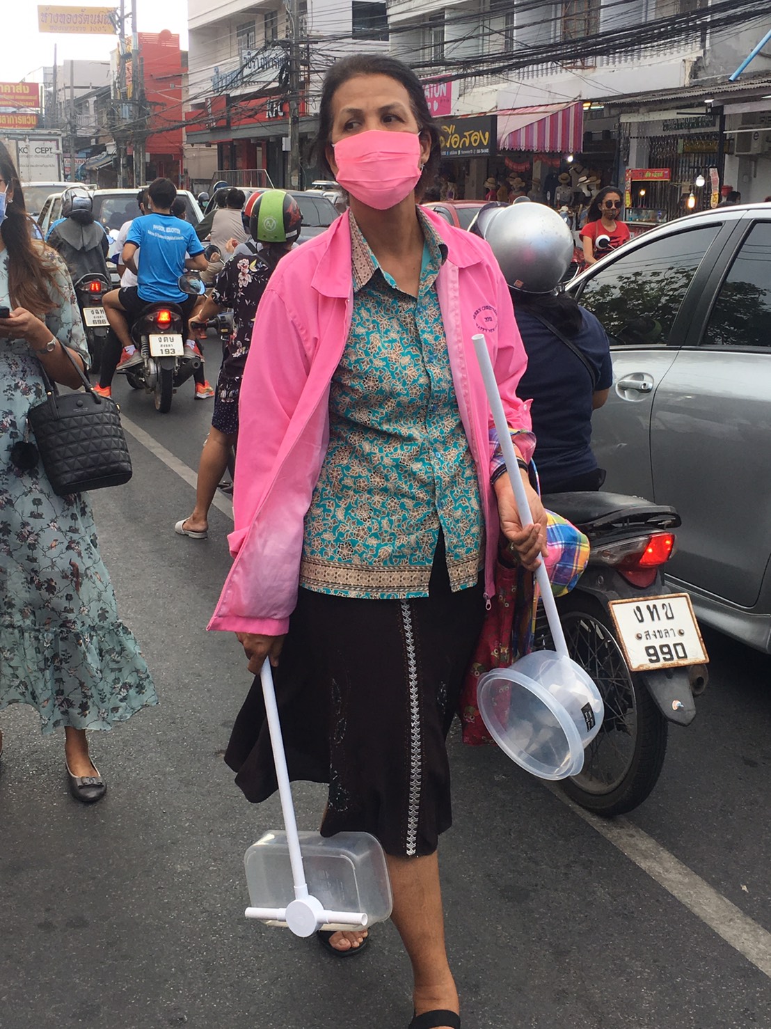 สงขลาคุมเข้ม ตรวจเช็คแผงลอยเส้นวชิรา กันภัยโควิด-19
