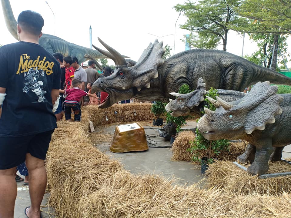 ไดโนเสาร์บุกมาเยือนหาดใหญ่ เปิดให้ชมพรุ่งนี้ 25 มิ.ย.63 ที่ห้างไดอาน่า