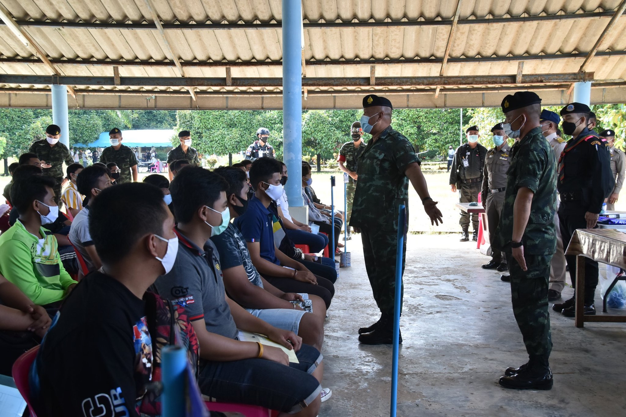 บรรยากาศตรวจคัดเลือกทหารวันแรก พื้นที่ จชต. มีชายไทยสมัครใจสมัครเข้าเป็นทหารเกินเป้าหมาย