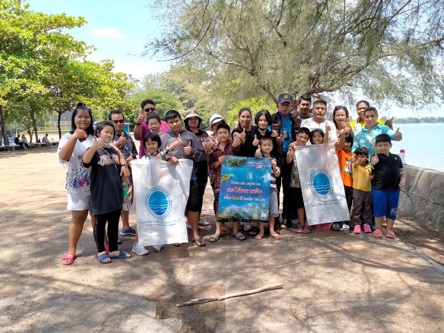 หาดสมิหลา สงขลา ยังไม่พ้นวิกฤตแมงกะพรุนพิษ ยังคงพบเด็กถูกแมงกะพรุนพิษ 