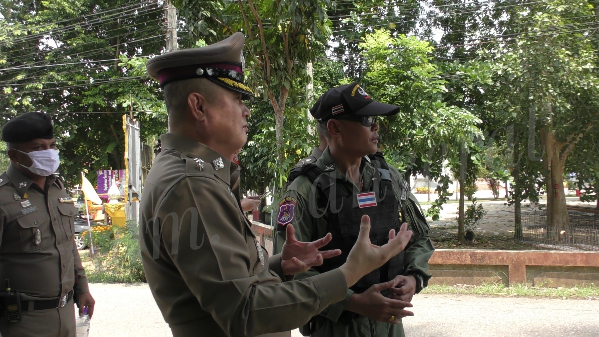 ชุดทำลายและเก็บกู้วัตถุระเบิดต้องสงสัย(ถังแก๊สปิคนิค) อ.สะเดา จ.สงขลา