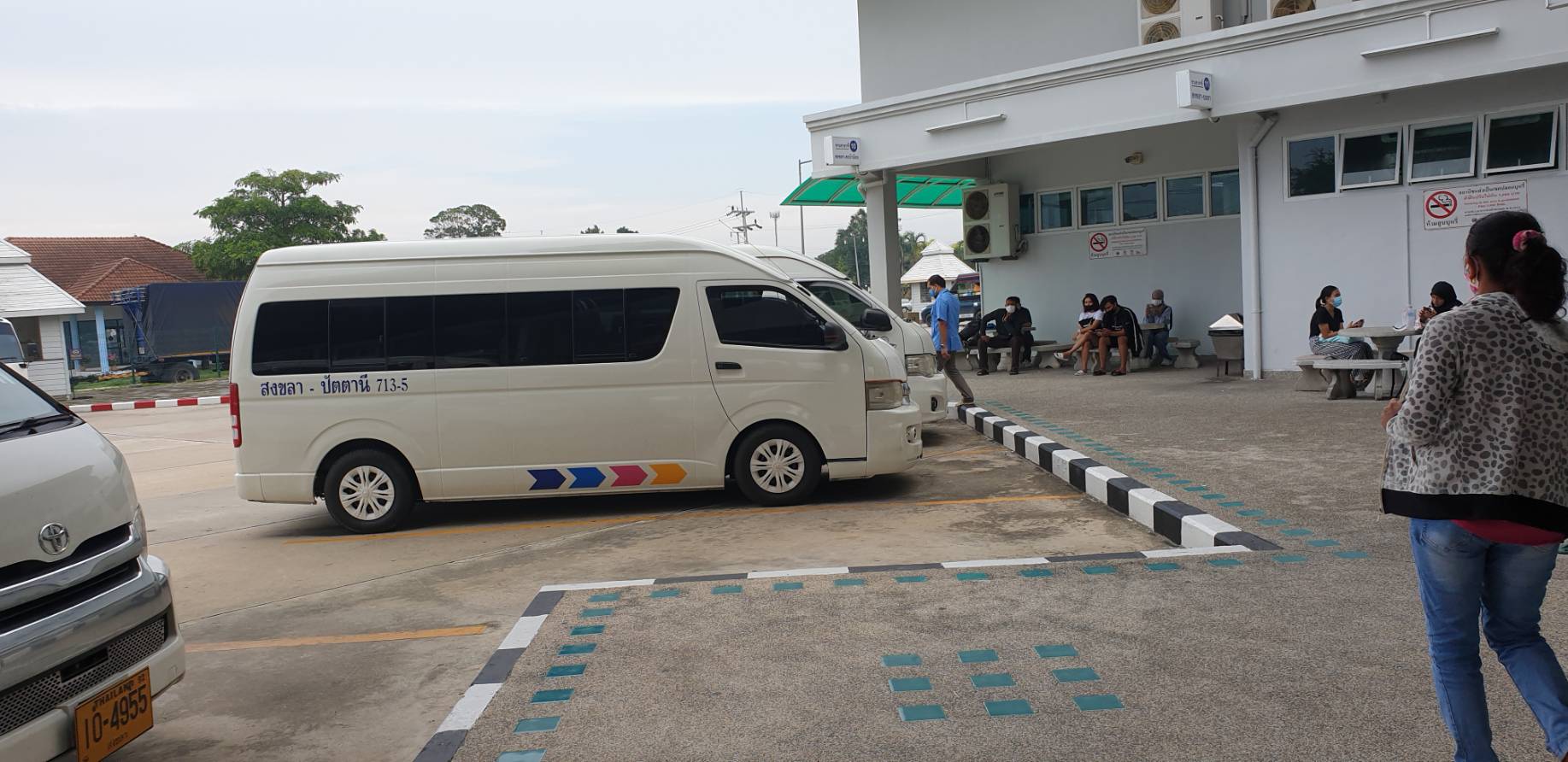 บขส.สงขลา-หาดใหญ่คนแน่นแห่เดินทางช่วงหยุดยาวเข้าพรรษา