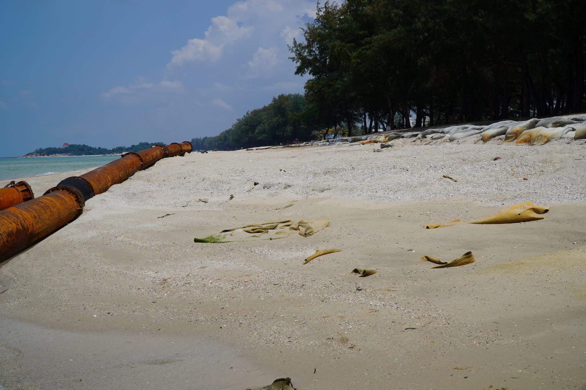 หาดสมิหลา-หาดชลาทัศน์ จ.สงขลา เติมทรายอีกครั้งป้องกันการกัดเซาะชายฝั่ง