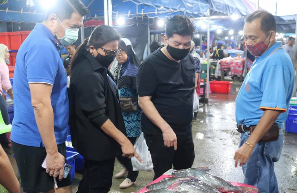 เปิดตลาด SeaFoodMarket พัฒนาท่าเทียบเรือประมงชายแดนใต้เล็งเป็นแหล่งท่องเที่ยว-จุดเช็คอินใหม่ของสงขลา-ปัตตานี