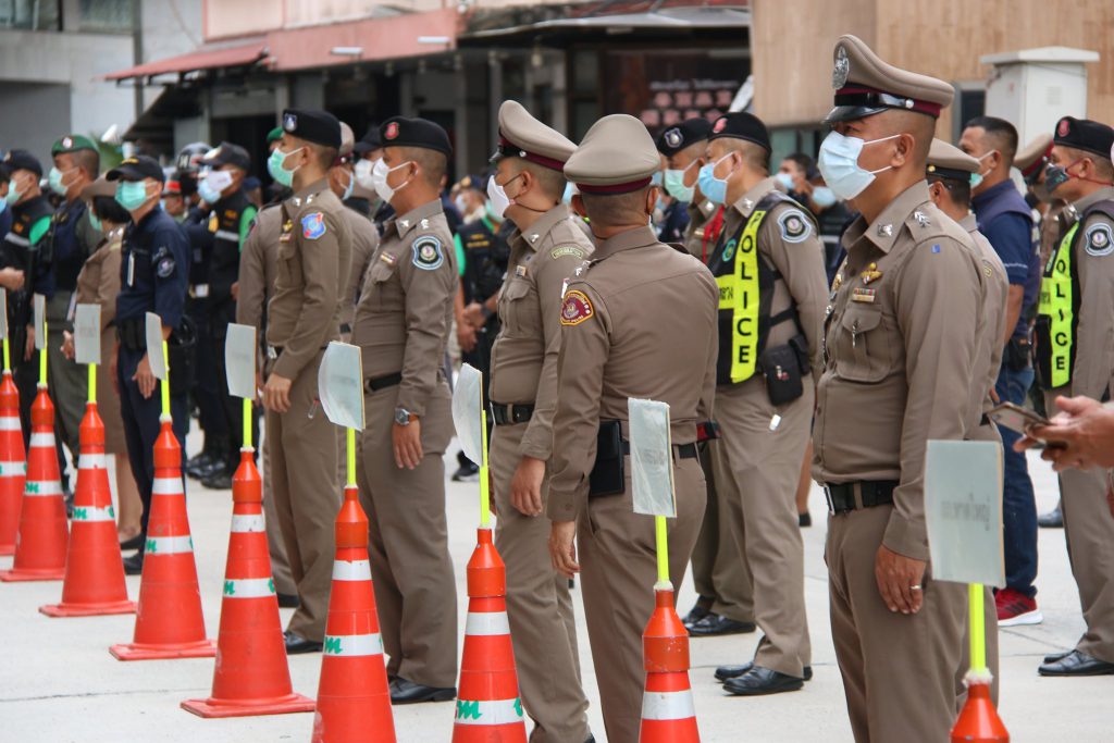 ตำรวจภูธรสงขลา ปล่อยแถวระดมกวาดล้างอาชญากรรมช่วงเทศกาลปีใหม่ 2564 เข้มงวดในการระวังป้องกันเมืองในพื้นที่จุดเสี่ยง 6 132559592 3446732212091116 8781443132197047064 o HATYAITODAY