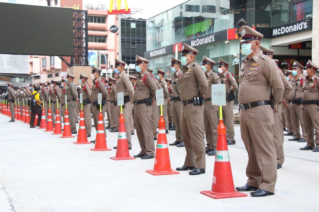 ตำรวจภูธรสงขลา ปล่อยแถวระดมกวาดล้างอาชญากรรมช่วงเทศกาลปีใหม่ 2564 เข้มงวดในการระวังป้องกันเมืองในพื้นที่จุดเสี่ยง 4 132653941 3446739112090426 6929302695056141371 o HATYAITODAY