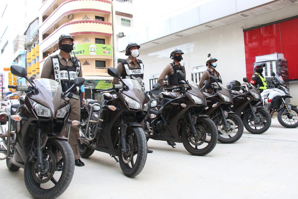 ตำรวจภูธรสงขลา ปล่อยแถวระดมกวาดล้างอาชญากรรมช่วงเทศกาลปีใหม่ 2564 เข้มงวดในการระวังป้องกันเมืองในพื้นที่จุดเสี่ยง 3 133356017 3446739175423753 7246040166644529108 o HATYAITODAY