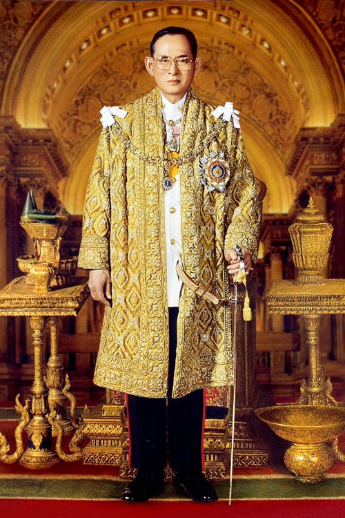5 ธันวาคม วันสำคัญของชาติไทยเป็นวันคล้ายวันพระบรมราชสมภพของพ่อหลวงรัชกาล 9