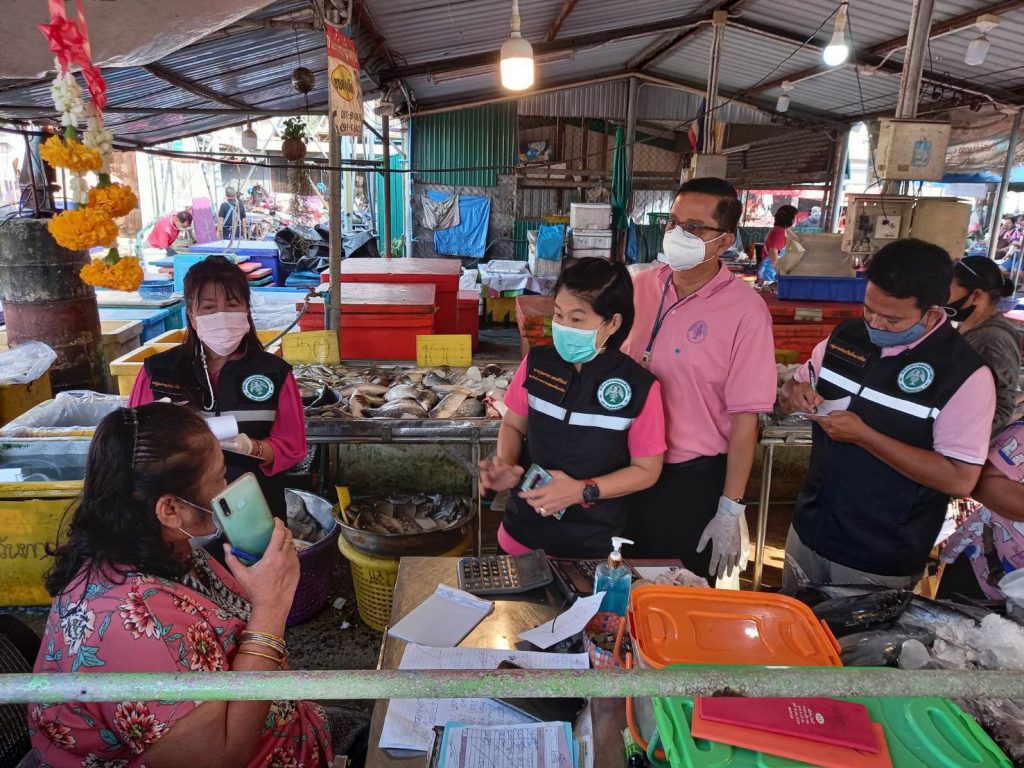 ตลาดแพปลาหาดใหญ่ ปลอดภัยไร้โควิด-19 หลังสาธารณสุขลงตรวจสอบไม่มีการขนส่งสินค้ามาจากพื้นที่เสี่ยง