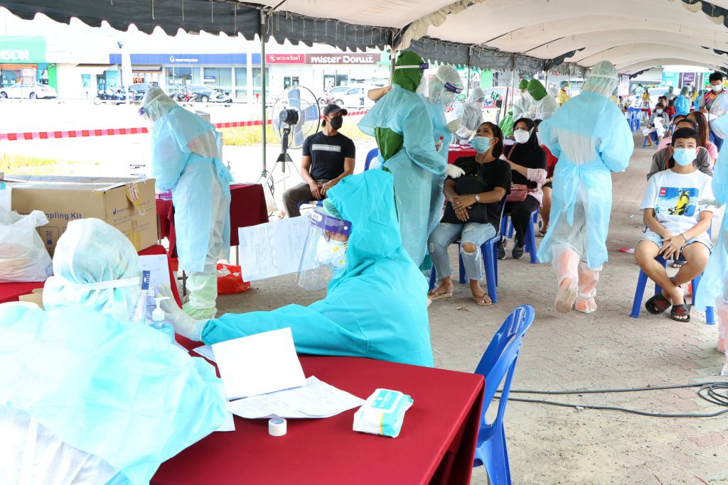 เทศบาลหาดใหญ่ ตรวจคัดกรองเชิงรุกประชาชนในชุมชนบ้านพักรถไฟ 650 หลังคาเรือน 3 206186221 4072470496183948 125641468590322963 N