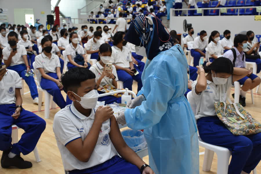 จังหวัดสงขลา เชิญชวนเด็กอายุ 12 ปีขึ้นไป รับการฉีดวัคซีนไฟเซอร์ เตรียมความพร้อมก่อนเปิดเทอม 3 D84f475a07e8169f3212b86c06831f27 Small