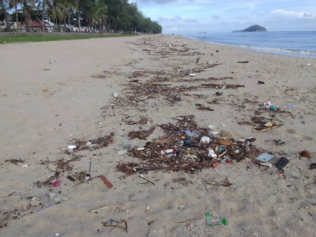 เทศบาลนครสงขลาขุดลอกและล้างคูระบายน้ำริมชายหาดชลาทัศน์ ป้องกันน้ำท่วมถนนเมื่อมีฝนตกหนัก 3 257124794 4492663577456169 3401202487897673938 N