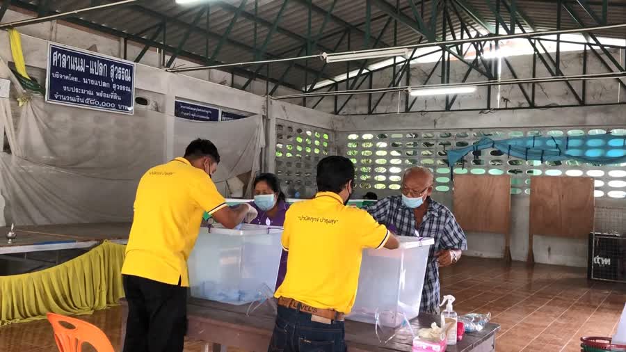 คึกคัก ประชาชนจังหวัดสงขลา ออกมาใช้สิทธิ์เลือกตั้งอบต. ท่ามกลางสายฝน 3 7fa596d9ad5e02e4a1a8ba20911aa3c5 Small