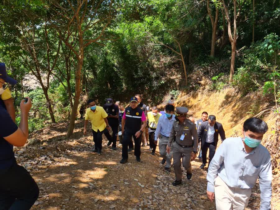 ผู้ว่าฯสงขลา เตรียมออกหมายจับบุกรุกโบราณสถานเขาแดงสิงหนคร รู้ตัวหนึ่งในผู้ก่อเหตุแล้ว 2 3773fc7389d70c000c220fba6fe1f232 Small