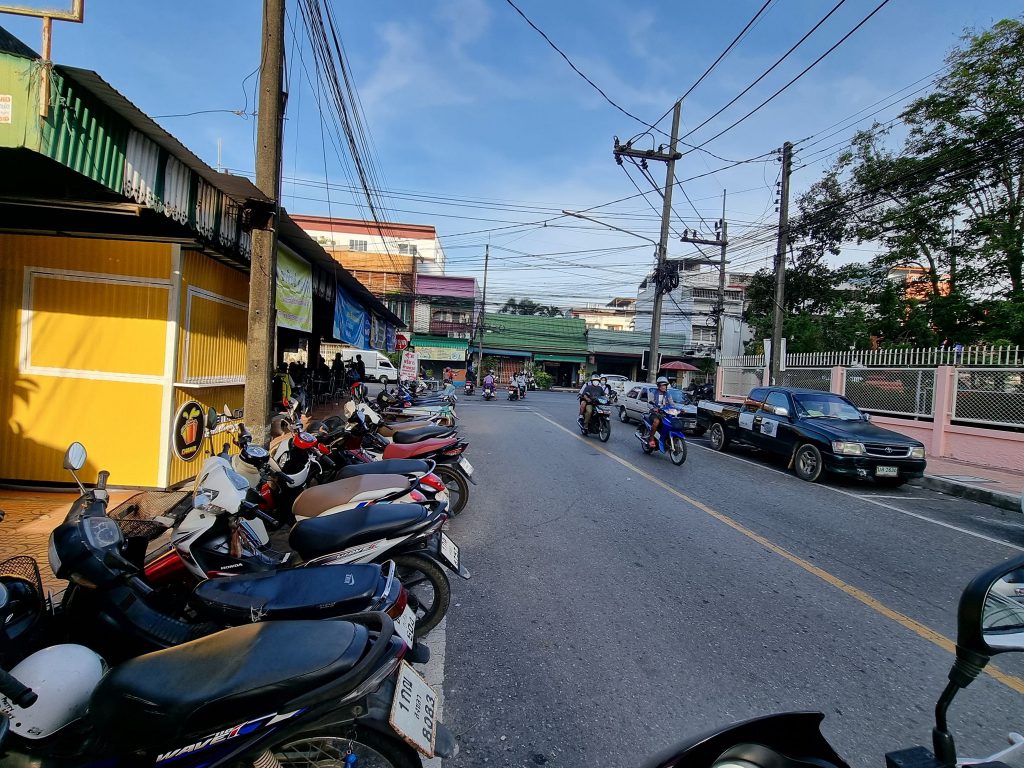 สภ.หาดใหญ่ เตือนปชช.แจ้งพิกัดพื้นที่เสี่ยงรถหาย บริเวณทางเข้าห้างเซ็นทรัลประตู 3 และถนนรัถการ 4 289626452 1248272619334574 6715065161221499289 N